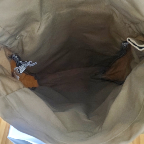 Fjallraven Crossbody Messenger Bag - Picture 10 of 14